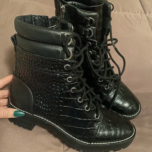 Gianni Bini Combat Boots - Picture 2 of 4